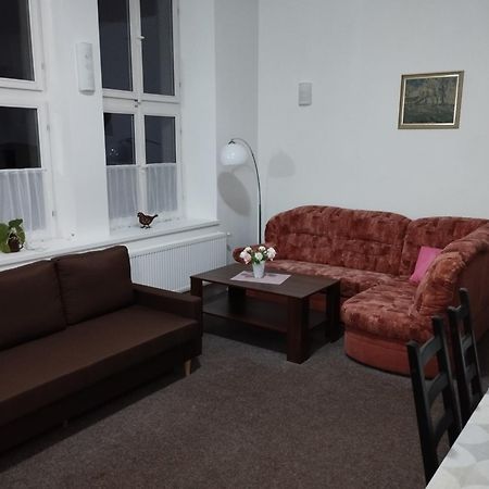 Apartmany Ceska Skola Lipova  Экстерьер фото